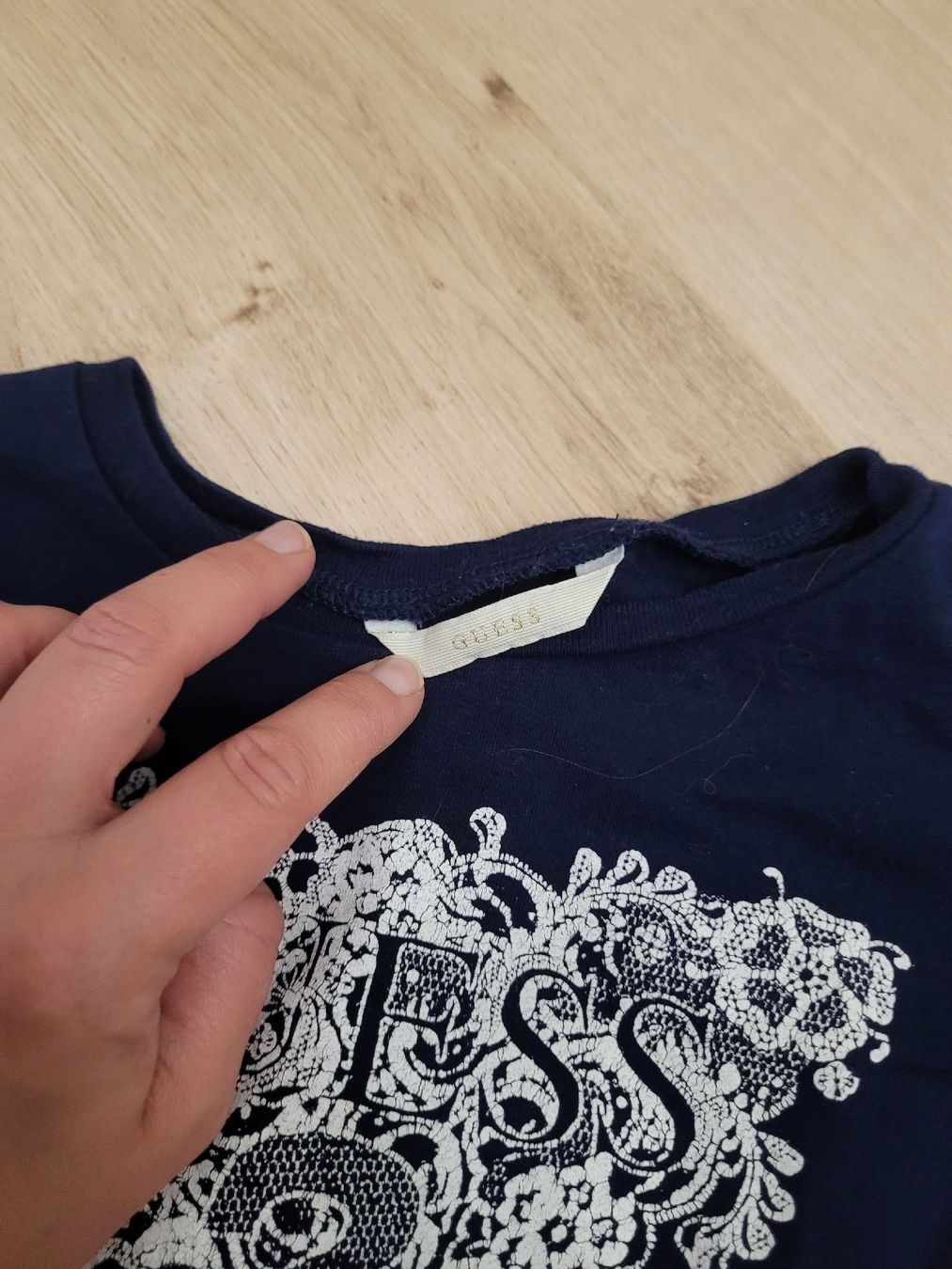 Guess Maglioni & Felpe: dünner Pullover Gr. 128 guess – Usato da Lupsingen venduto da sta_wgg5 2