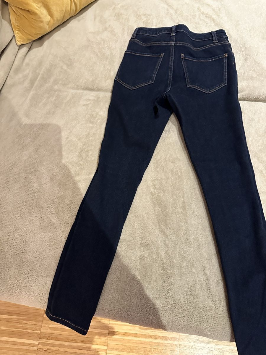 Jeans: Jeans size EU 36 – D'occasion à Neuchâtel par agn_jc66 2