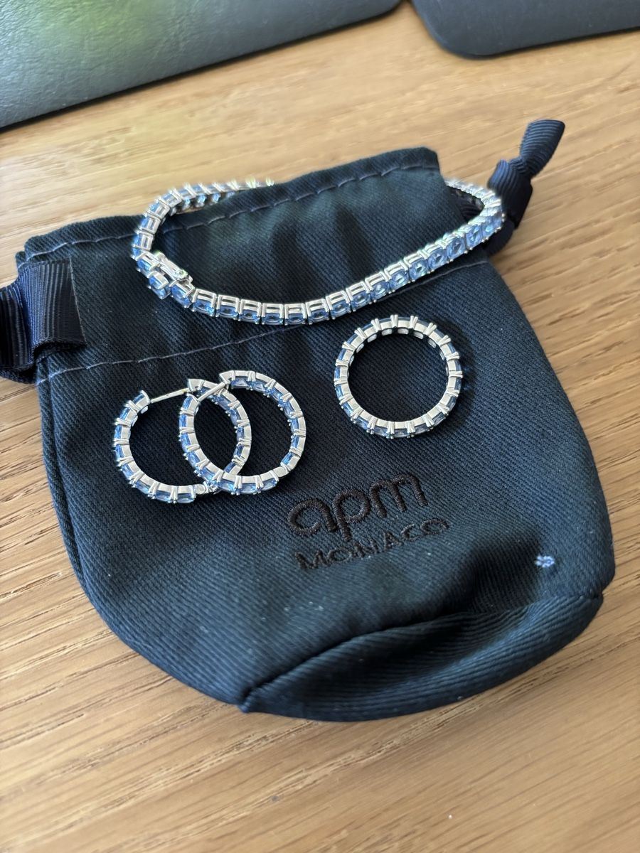 Autres bijoux: Schmuckset APM Monaco – D'occasion à Siebnen par sab_8v6t 1