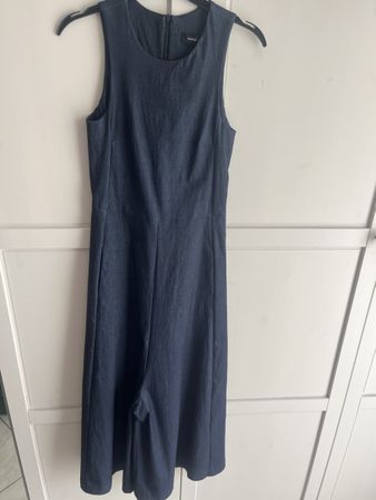 Elegante tuta lunga in denim blu scuro, taglia S