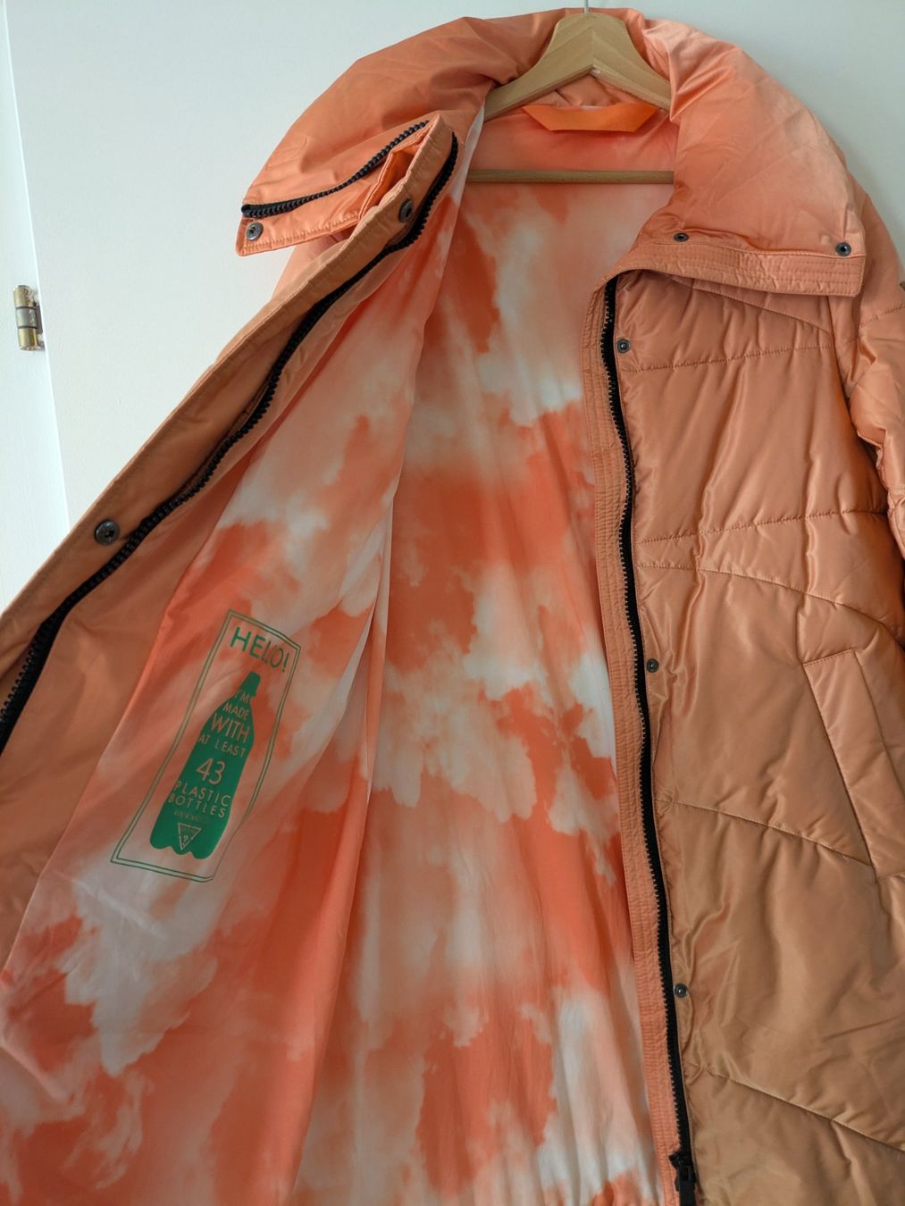 Guess Mäntel: Veste d'hiver GUESS – Gebraucht aus Onex von mrs_vc62 2