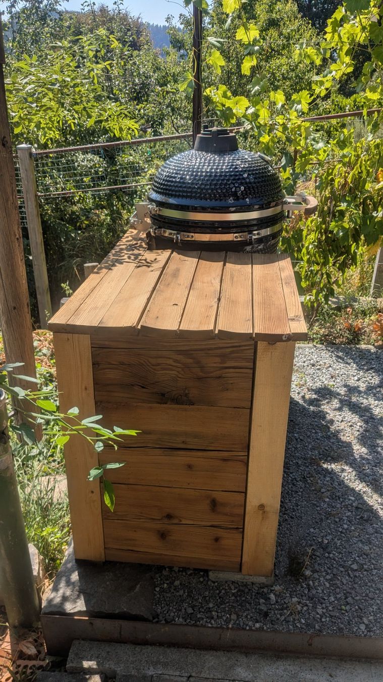 Grills: Keramik Grill L 46cm mit Tisch – Gebraucht aus Langnau im Emmental von Jurg01 3