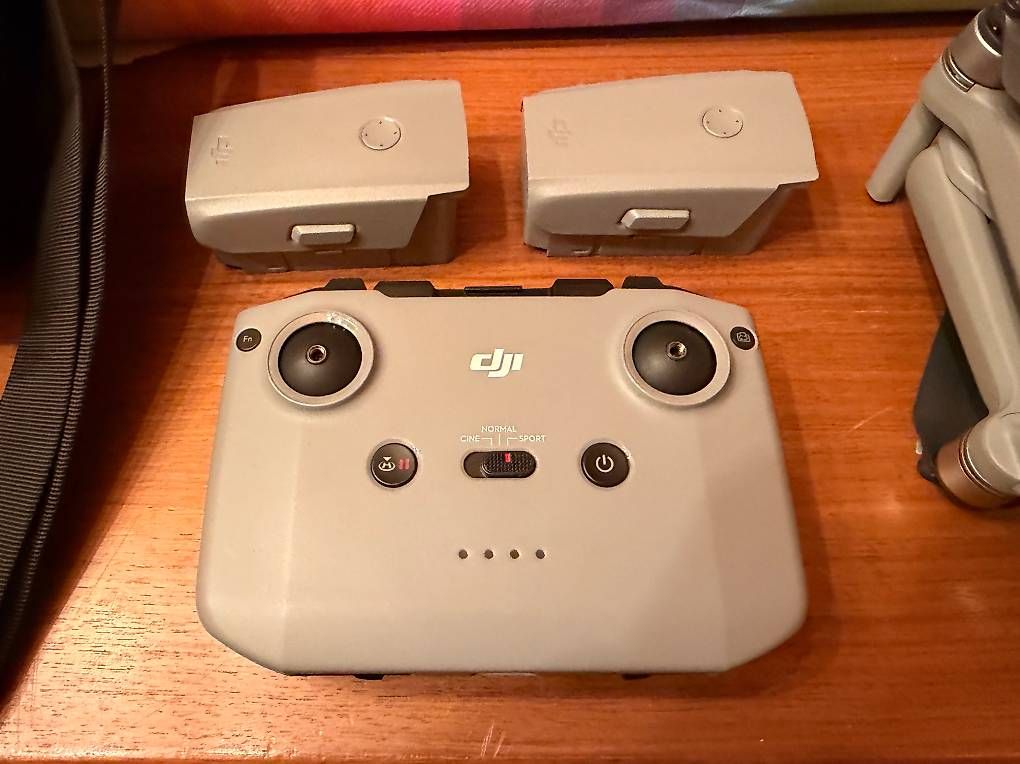 DJI Camcorder: Dji Mavic Air 2 Fly More Combo – Gebraucht aus Buchs AG von Suter_90 1