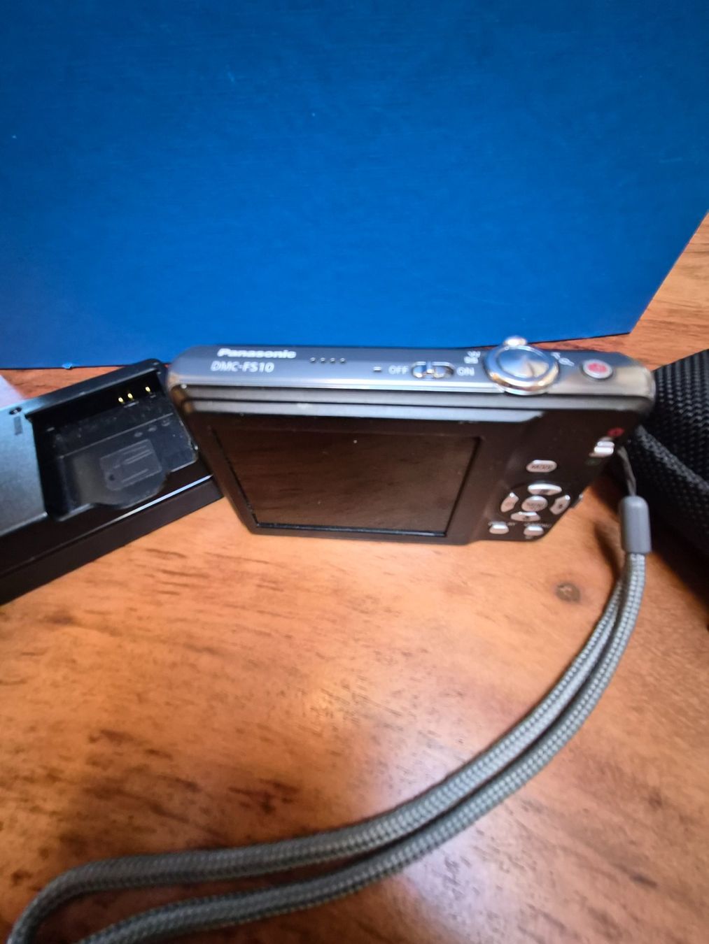 Panasonic Fotocamera: KAMERA LUMIX PANASONIC TOP – Usato da Schönenberg ZH venduto da heaangst 2