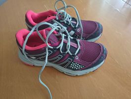 Salomon XR Shift Laufschuhe lila pink Gr. 40, Neu