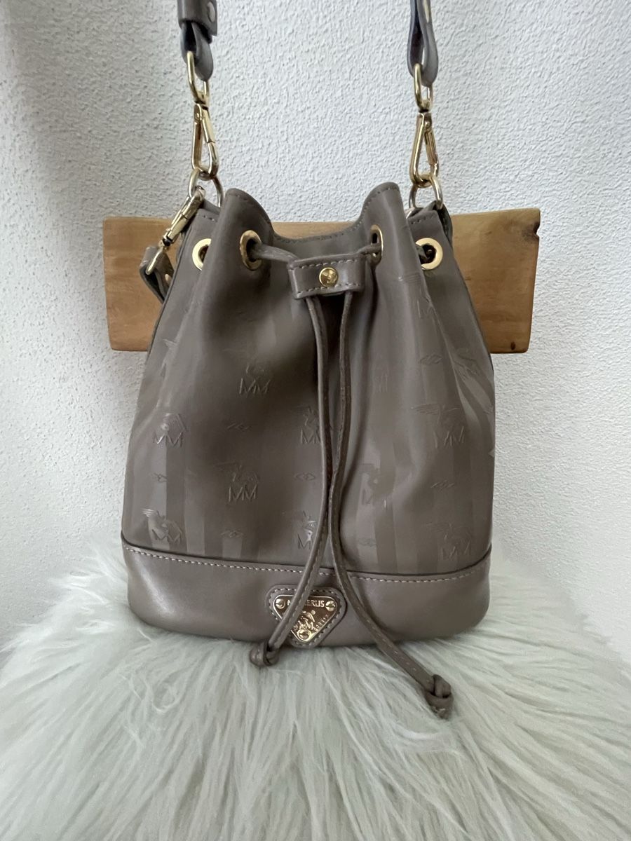 Maison Mollerus Sacs femmes: Maison Mollerus Beuteltasche in Taupe – D'occasion à Seuzach par raismais