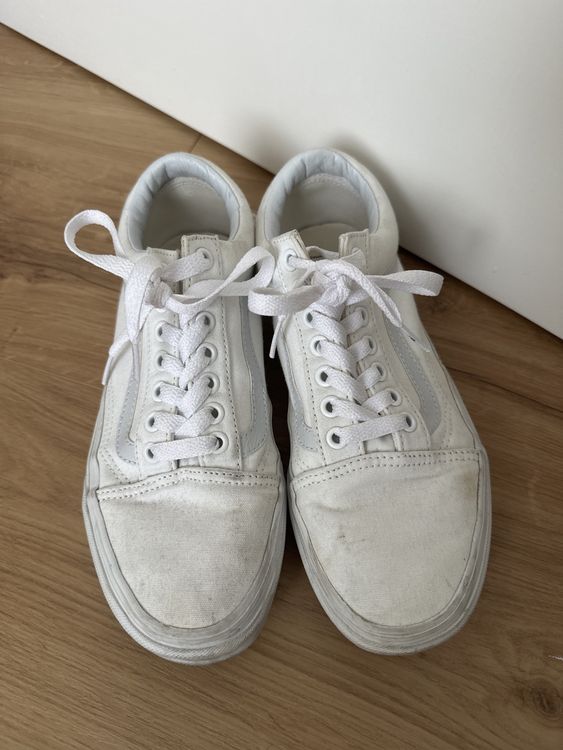 Vans Scarpe da donna: Weisse Vans Gr. 39 – Usato da Uttwil venduto da Mio092152