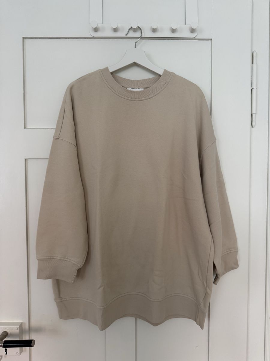 Pullover & Sweatshirts: Damen Obersize Pullover beige – Gebraucht aus St. Gallen von BiancaL11