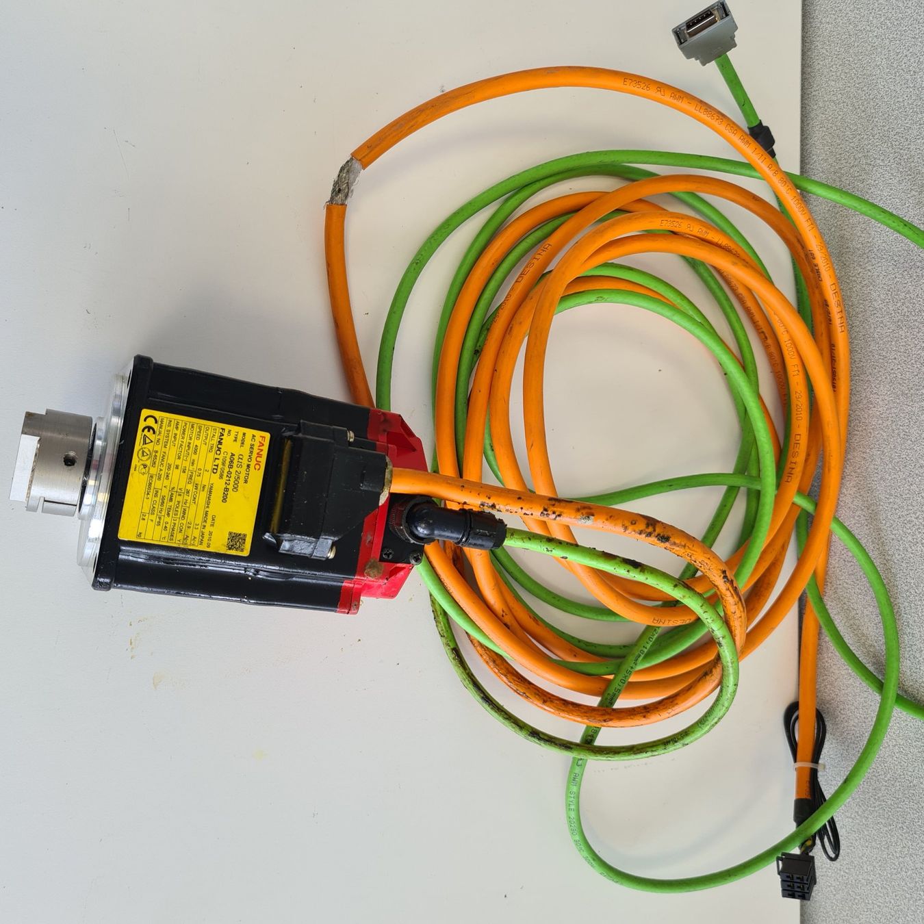Fanuc Motoren: FANUC A06B-0212-B200 moteur – Gebraucht aus La Chaux-de-Fonds von Greub_Machines