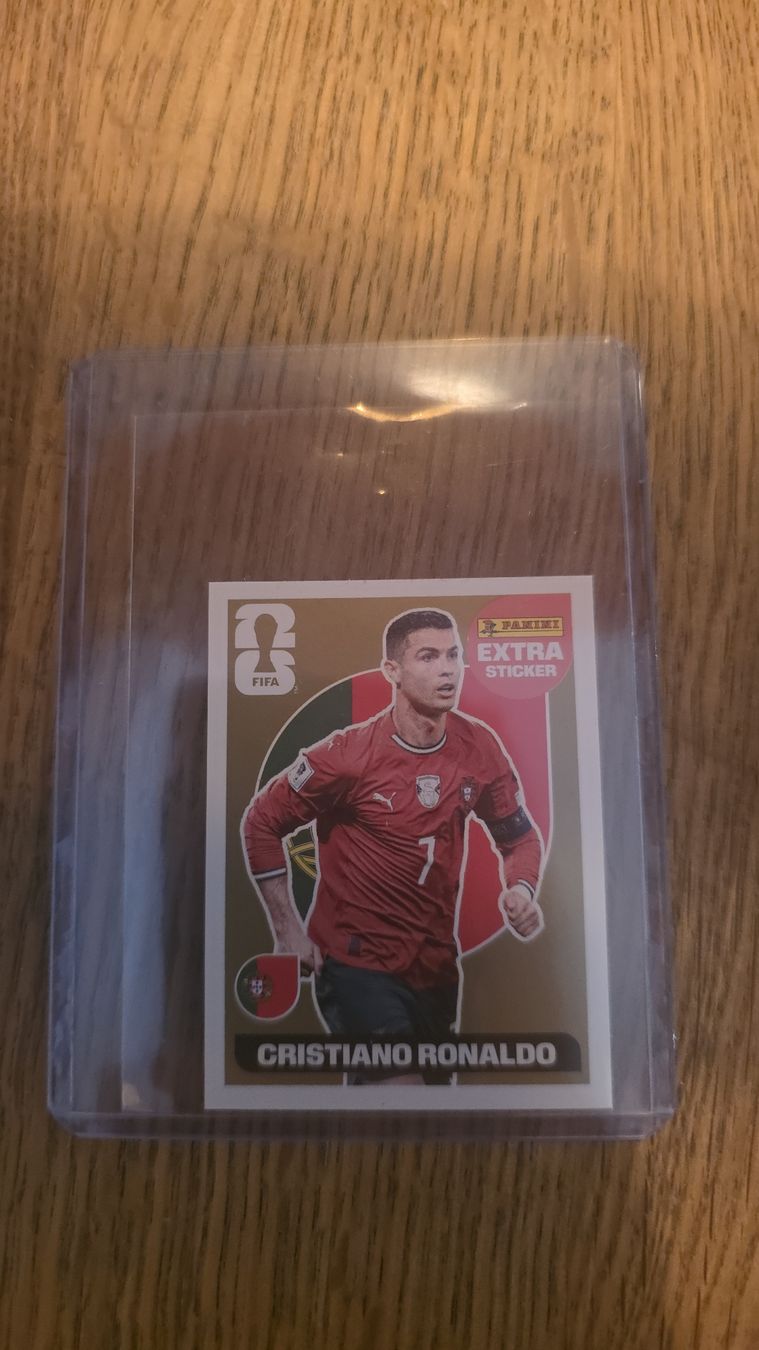 Panini Carte collezionabili: Panini Cristiano Ronaldo Extra Sticker GOLD – Nuovo (secondo la descrizione) da Schönenwerd venduto da Dmitrovi11