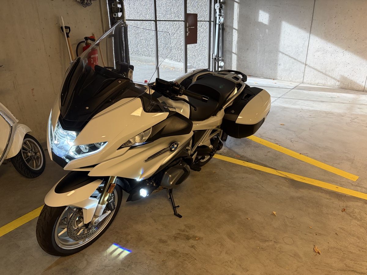 Touring: bmw r1250rt 2023 – Usato da Zürich venduto da ad129