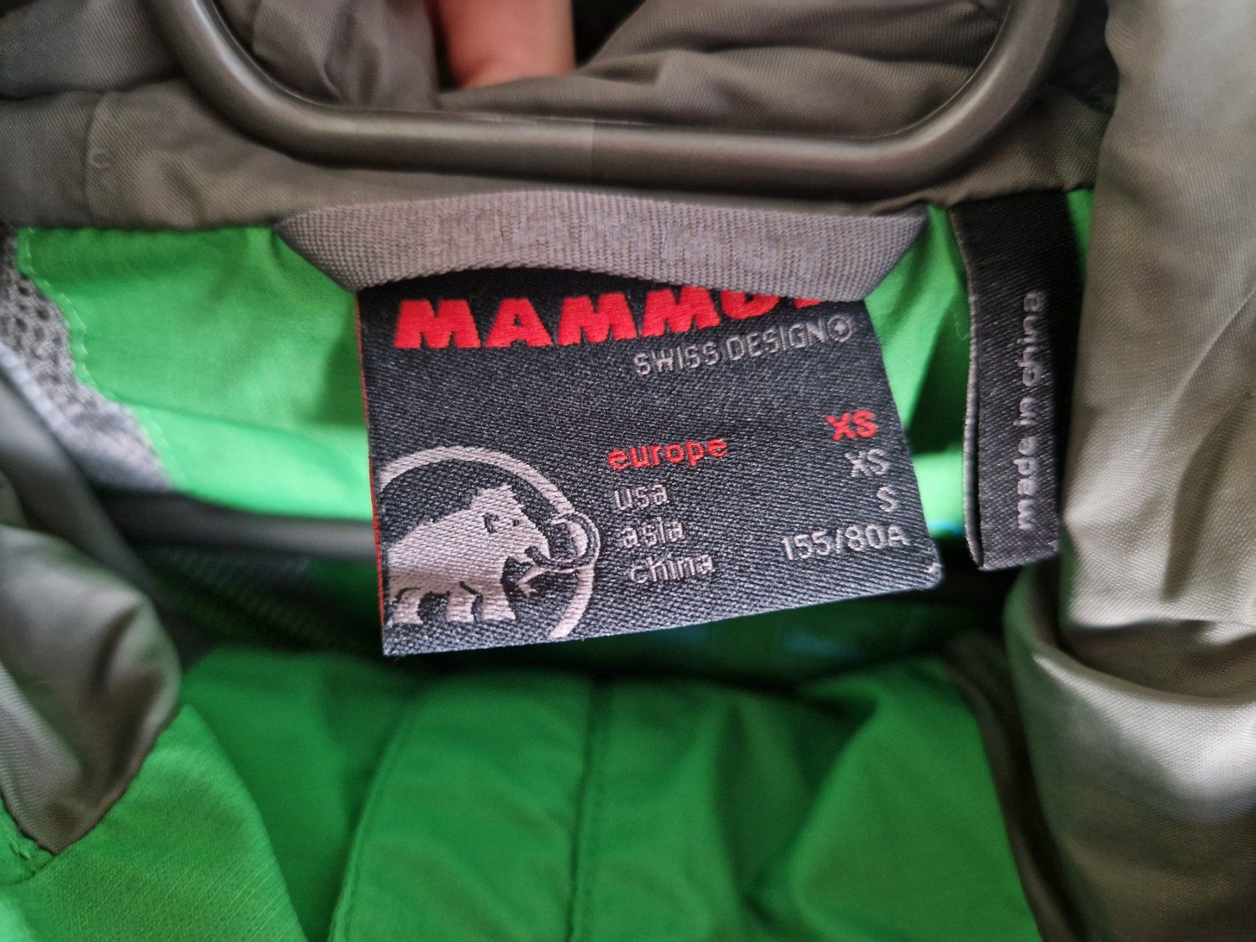 Mammut Giacche: Schöne Regen- & Windjacke von Mammut – Usato da Alpnach Dorf venduto da Maximilian_Obwalden 2