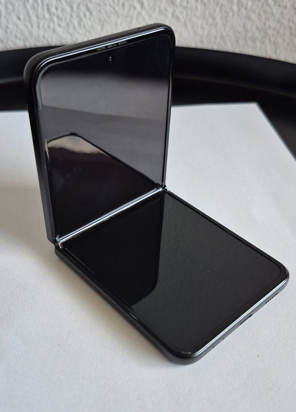 Samsung Telefoni cellulari / Smartphones: Samsung Galaxy Z Flip3 5G – Usato da Genève venduto da Osindefox 4