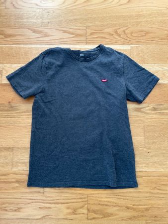 T-Shirt Levi's Herren dunkelgrau Grösse M guter Zustand