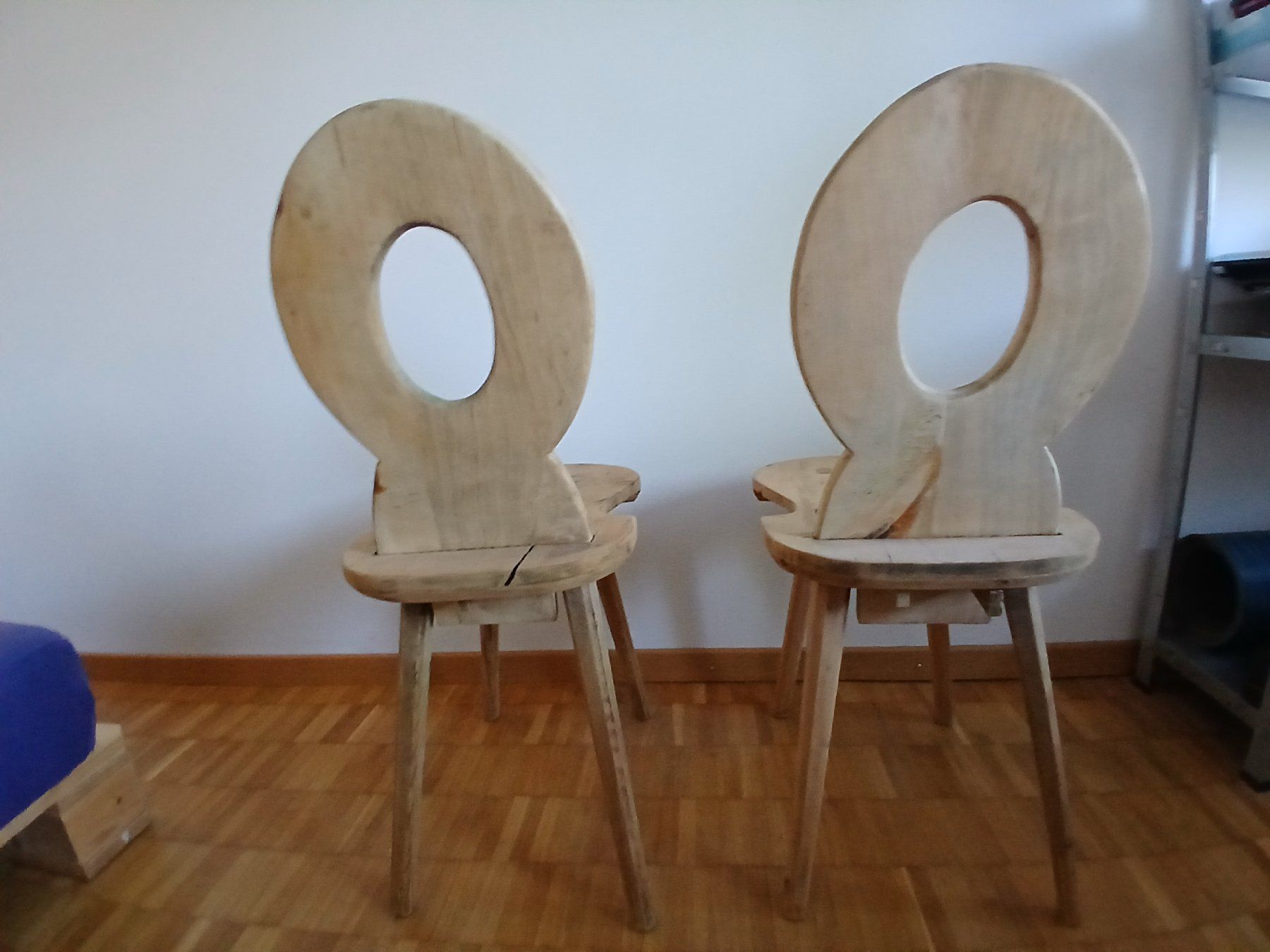 Sedie: Zwei Holzstühle Stabelle – Usato da Stäfa venduto da bauwerk83 1