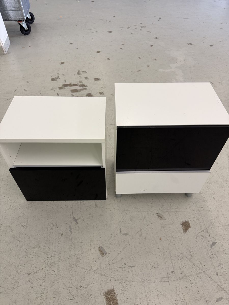 Ikea Scaffali: Gebrauchte IKEA Gestelle – Usato da Pfäffikon SZ venduto da Tonimarroni99