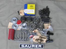 Lot pièces SAURER pour moteurs type C neuves.