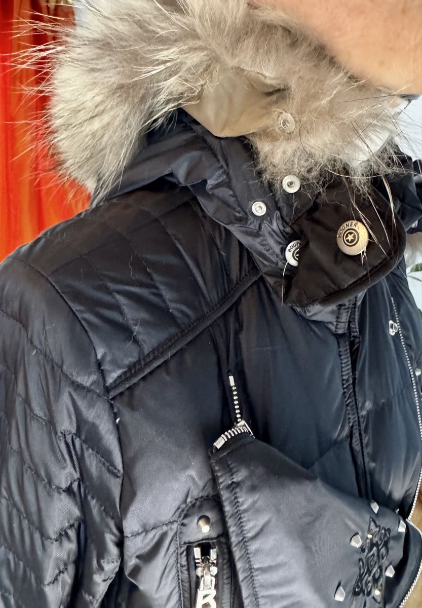 Bogner Giacche: Bogner Down Jacket with Fur Hood, Size Medium-40 black – Nuovo (secondo la descrizione) da Kilchberg ZH venduto da JennyBee88 6