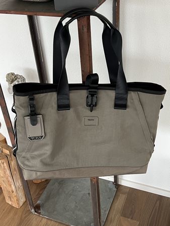 Laptop/ Reisetasche von Tumi neu
