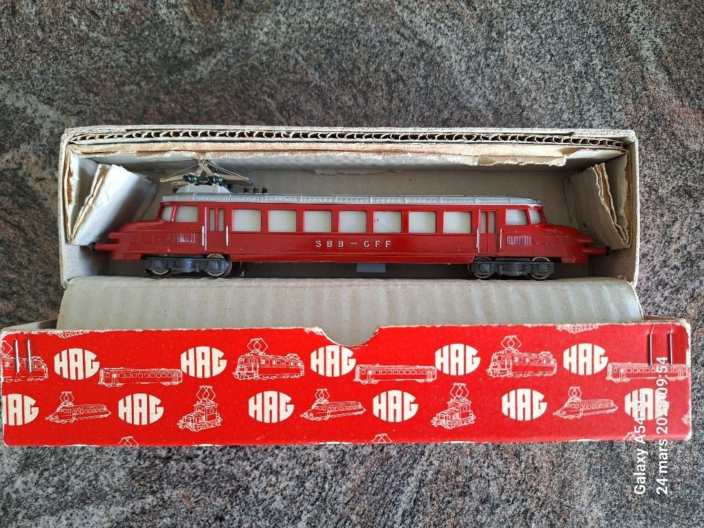Hag Trains électriques: HAG HO. Flèche rouge SBB - CFF RCe 2/4, avec boite – D'occasion à Saxon par flicfloc 8