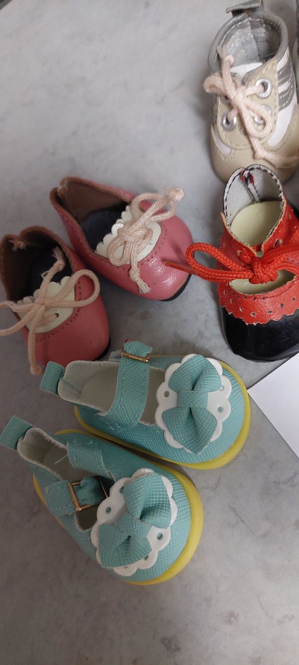 Puppen: 5Paar Puppenschuhe  – Gebraucht aus Muri AG von nindo1 2