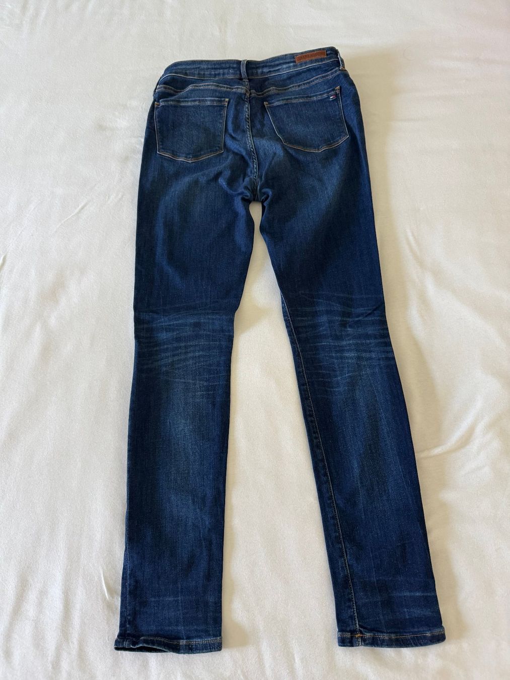 Tommy Hilfiger Jeans: Tommy Hilfiger - Jeans Como Jegging – Nuovo (secondo la descrizione) da Zürich venduto da odi_ldv8 1
