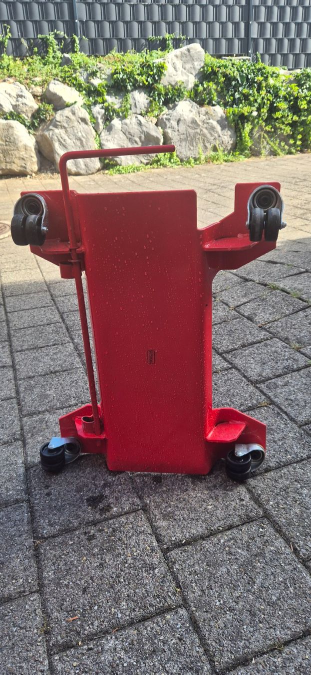 Stander: Rangierplattform für Motorradmittelständer – Usato da St Gallen venduto da Hrabbit 1