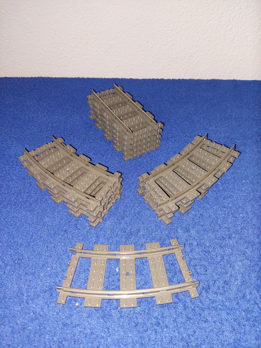 Lego Kit di costruzioni: Lego 9Volt 5x gerade 9x Kurven – Usato da Altenrhein venduto da schalumpfi