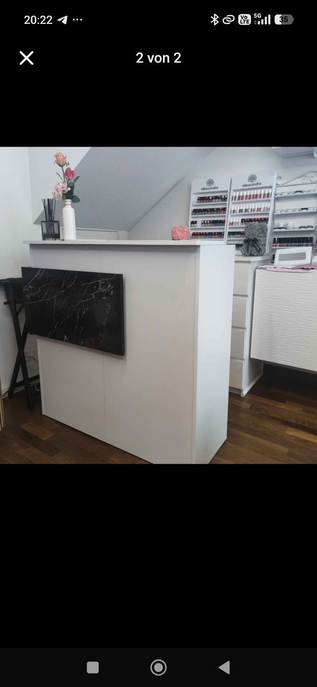 Allestimento di negozi e stand fieristici: Empfangstisch – Weiss & Marmoroptik – Usato da Bern venduto da Ulises1983