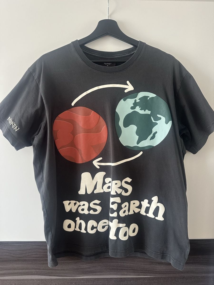 T-shirt: T-shirt Broken Planet, taille M – Nuovo (secondo la descrizione) da Clarens venduto da Riviera_Friperie