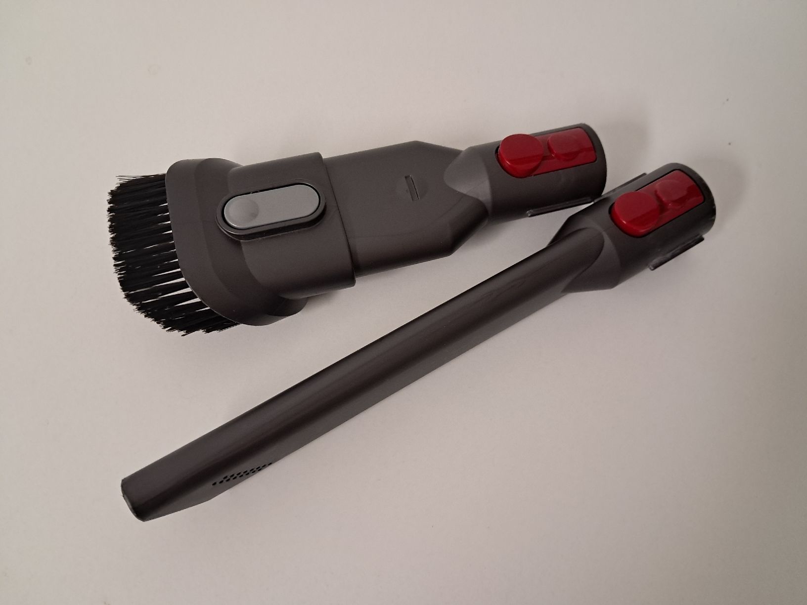 Dyson Aspirateurs & Accessoires: Dyson V11 Absolute Extra Staubsauger – Défectueux à Weinfelden par Da-ryn01 1