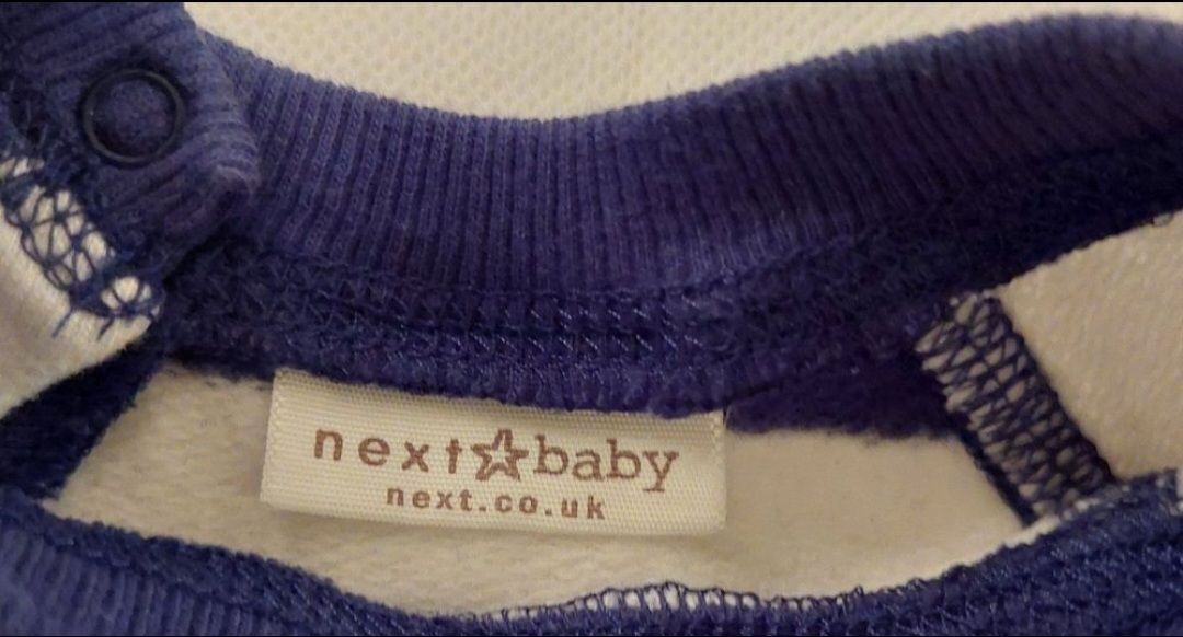 Next Maglioni & Felpe: Kuscheliger Next Baby Dino Pullover Gr. 72 – Usato da Muri b. Bern venduto da rol_xtf8 1