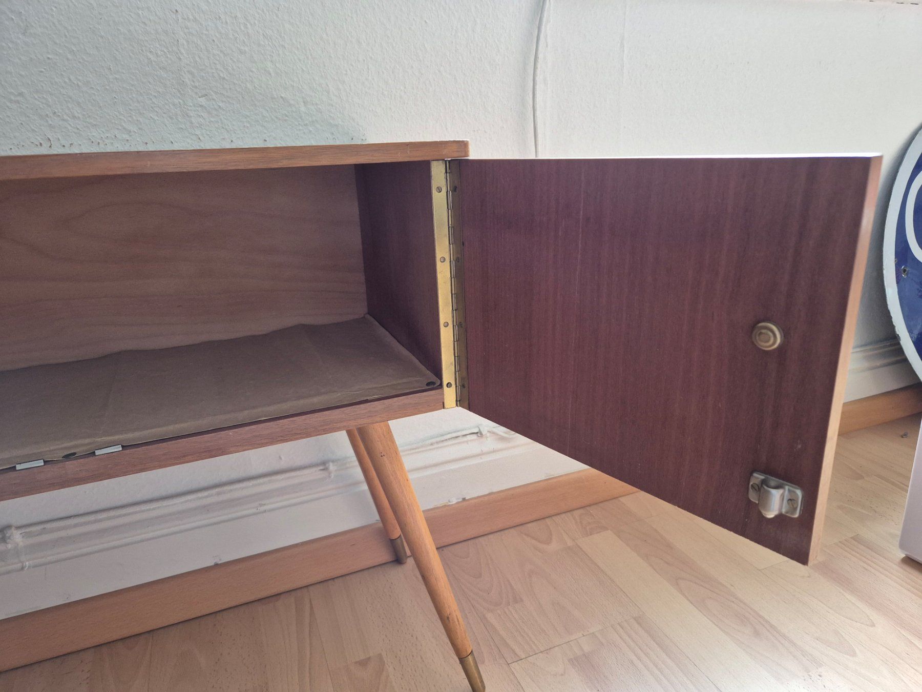 Cassettiere: Alte Kommode 70er Vintage Mid Century Rockabilly Sideboard – Usato da Neuhausen venduto da rraayy 6