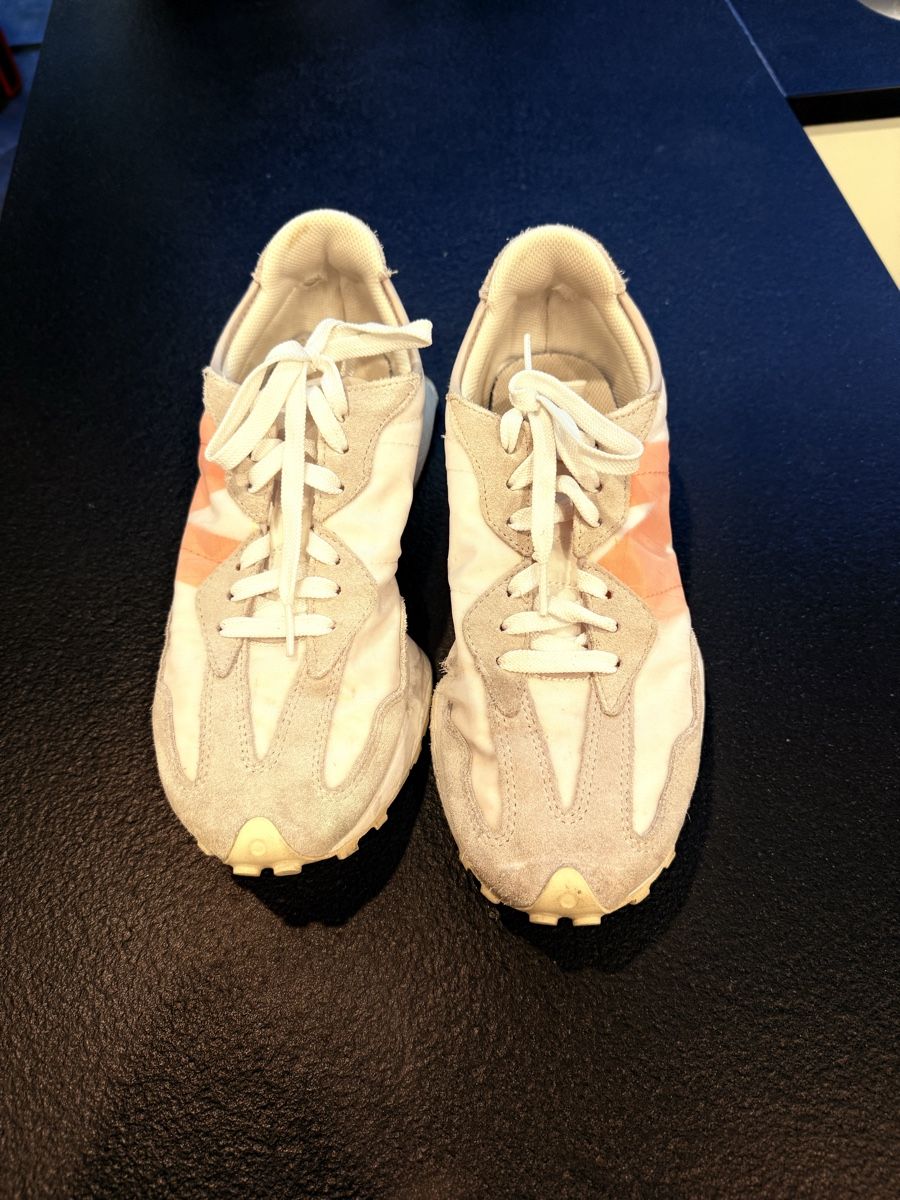 Scarpe da uomo: New balance 327  42.5 – Usato da Bulle venduto da HT8