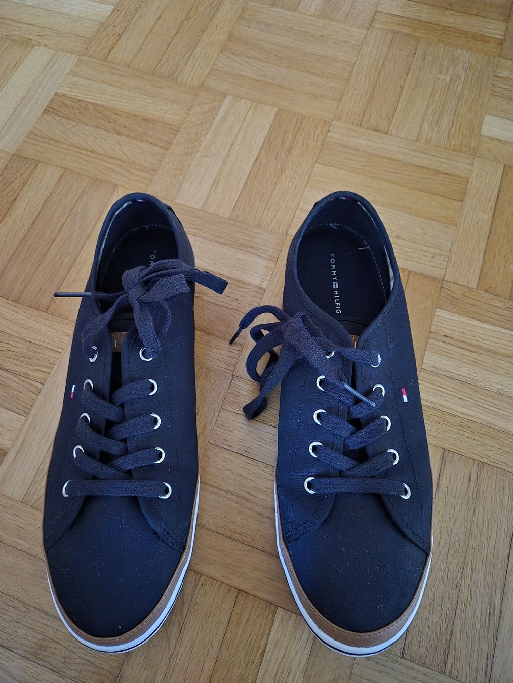 Tommy Hilfiger Scarpe da donna: Tommy Hilfiger Schuh, Gr. 39 – Usato da Aesch BL venduto da sar_j59l