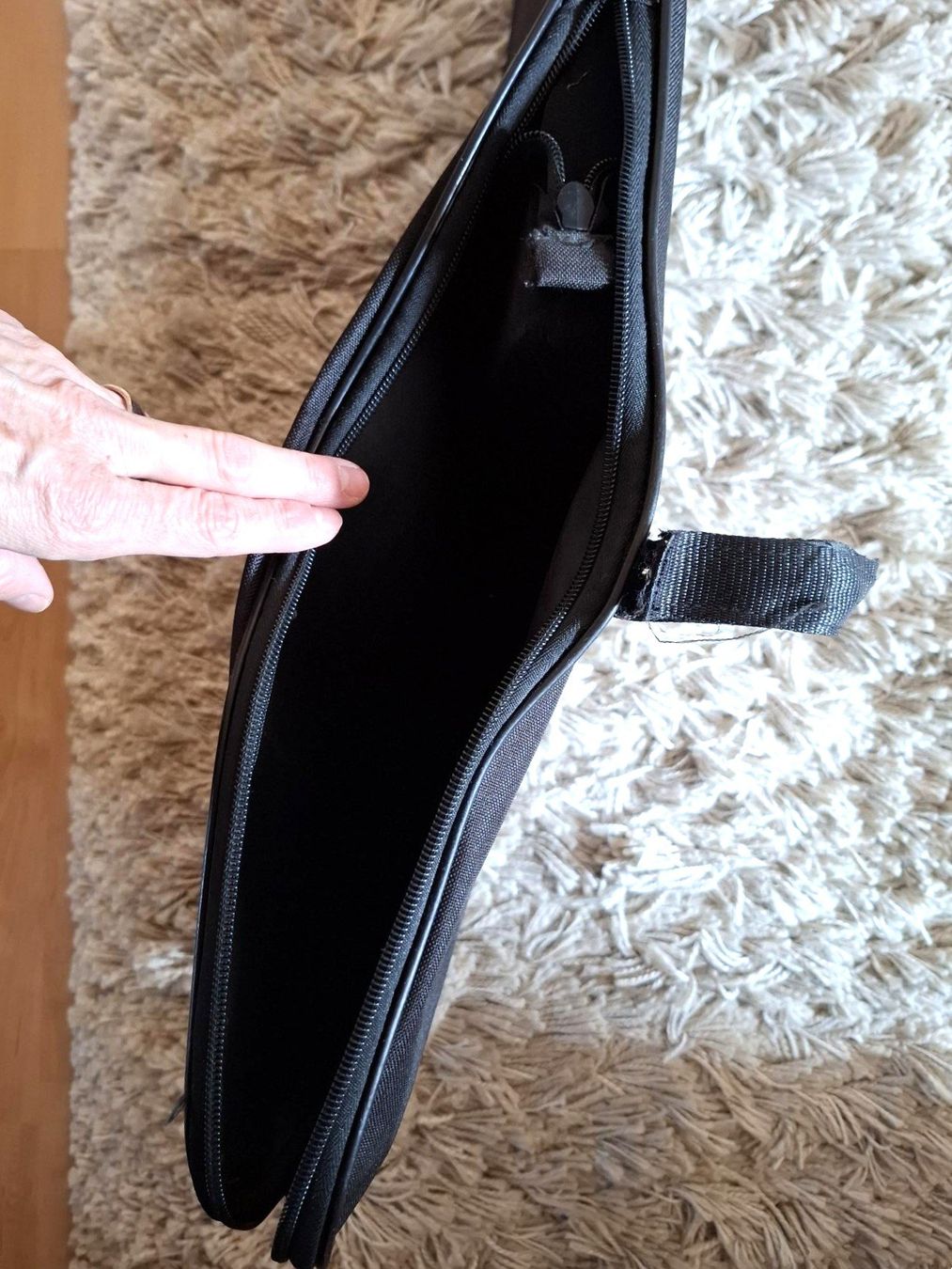Taschen: Notentasche zu Cellokoffer – Gebraucht aus Marthalen von cay2mar 2