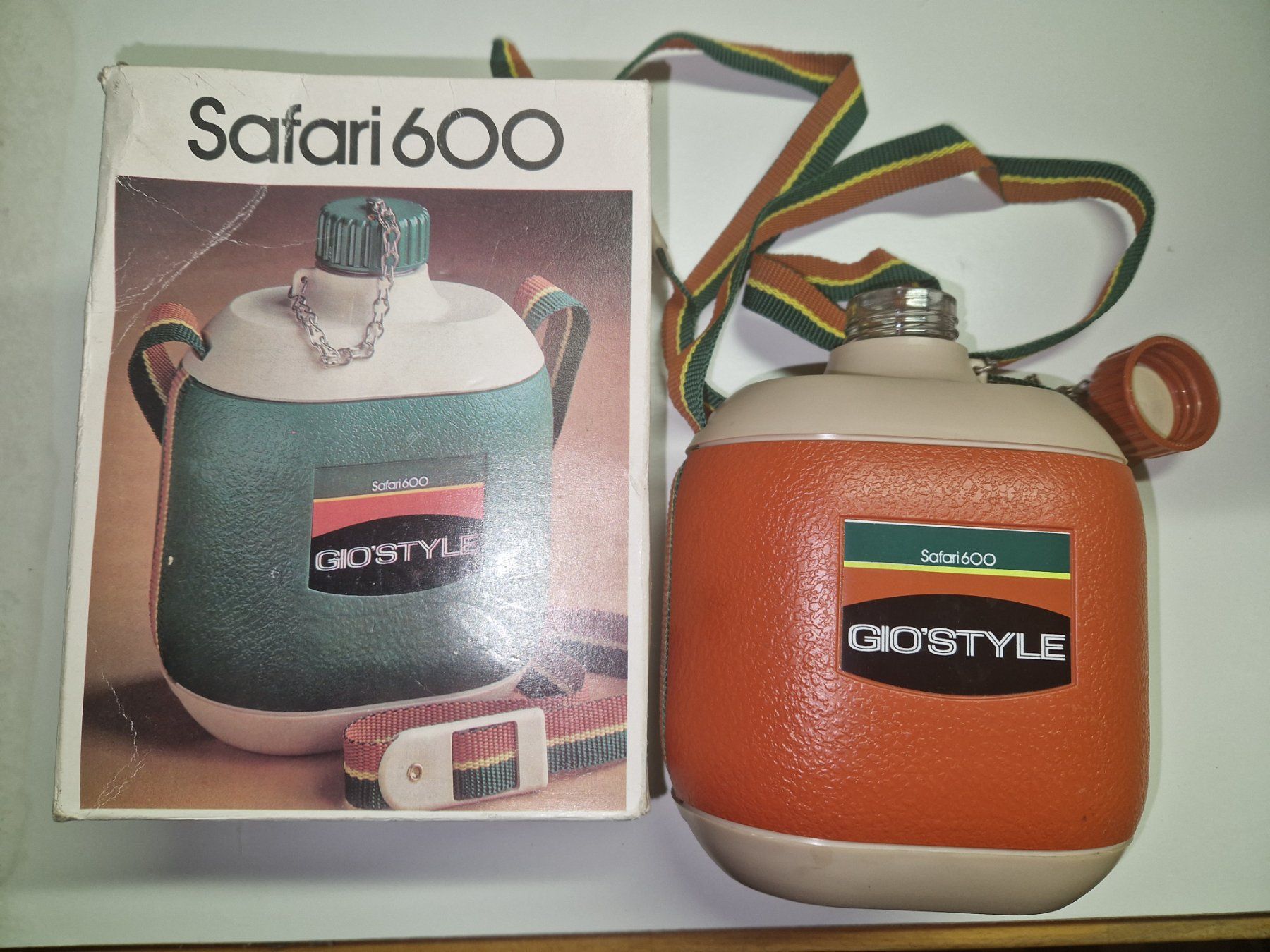 Borracce & Thermos: Feldflasche vintage – Usato da Pambio Noranco venduto da Robertov9327