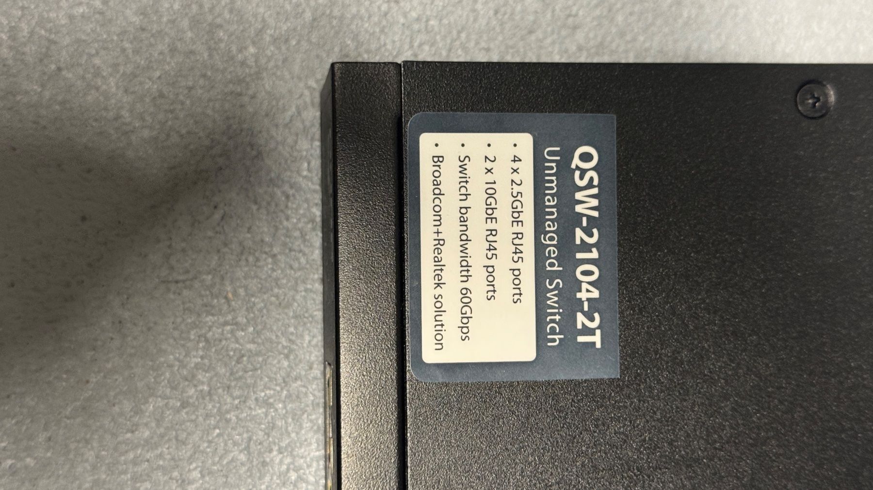 Qnap Hub & Switch: QNAP QSW-2104-2T 10GbE / 2.5GbE Switch – Usato da Stein AG venduto da secc 1