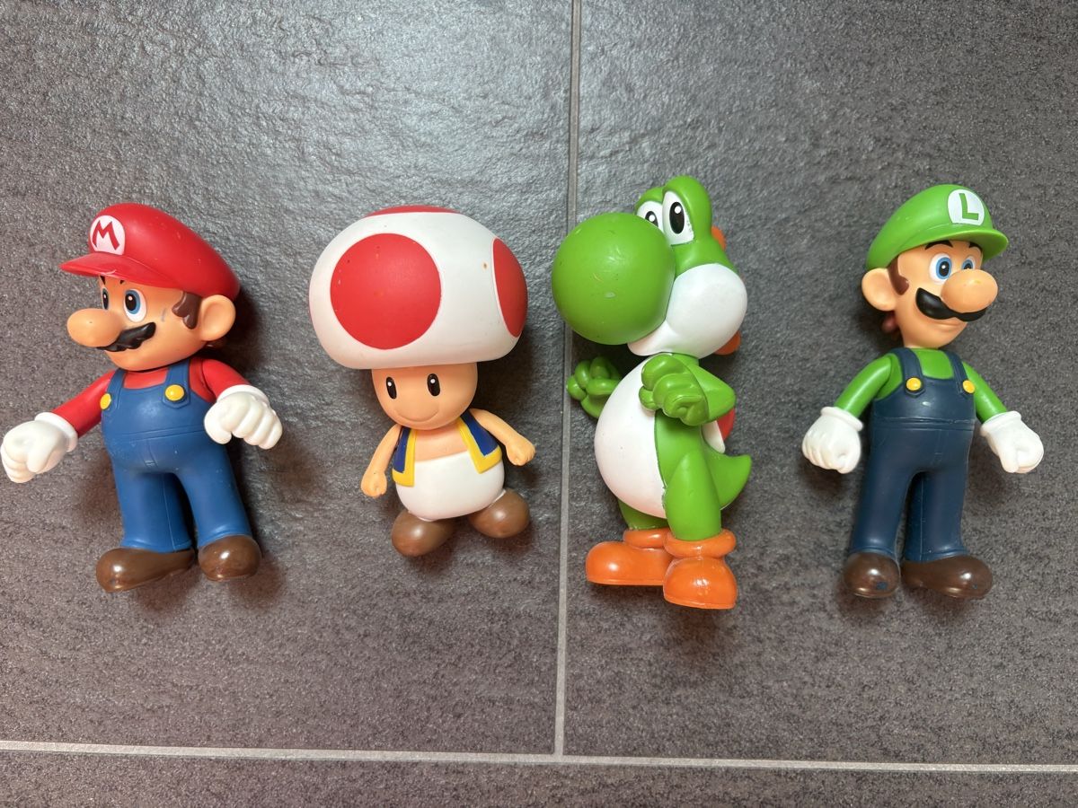 Nintendo Figuren: Mario und Luigi Figuren – Gebraucht aus Horgen von Spikystar13