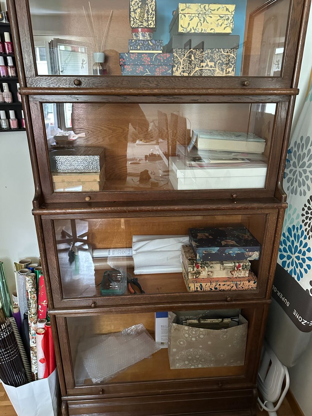 Armadi: Englische Bibliothek, Bücherschrank – Usato da Luzern venduto da Johannas-flohmarkt 2