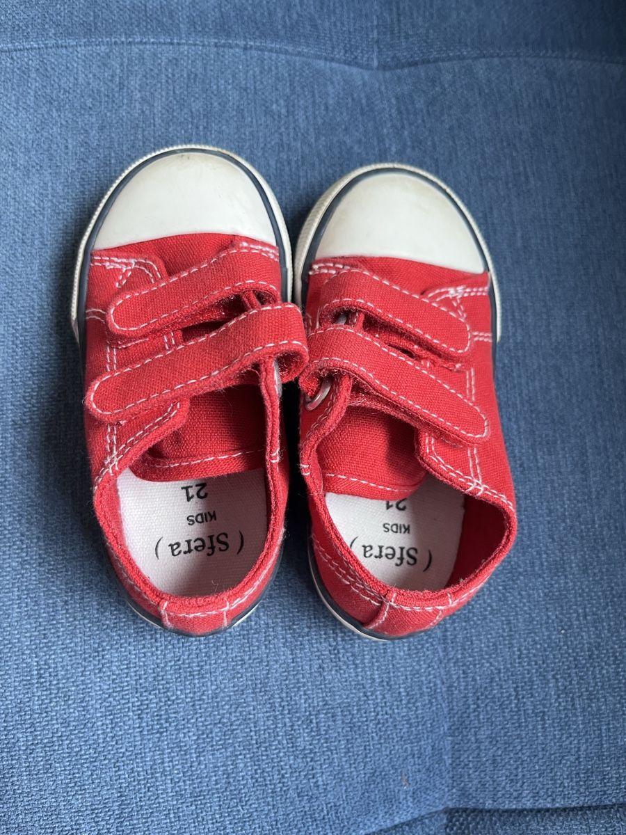 Schuhe für Jungen: Turnschuh Grösse 21 – Gebraucht aus Altikon von shiva123shiva