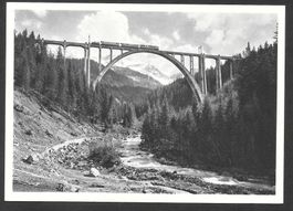 Arosa Langwieser Viadukt mit Chur-Arosa-Bahn
