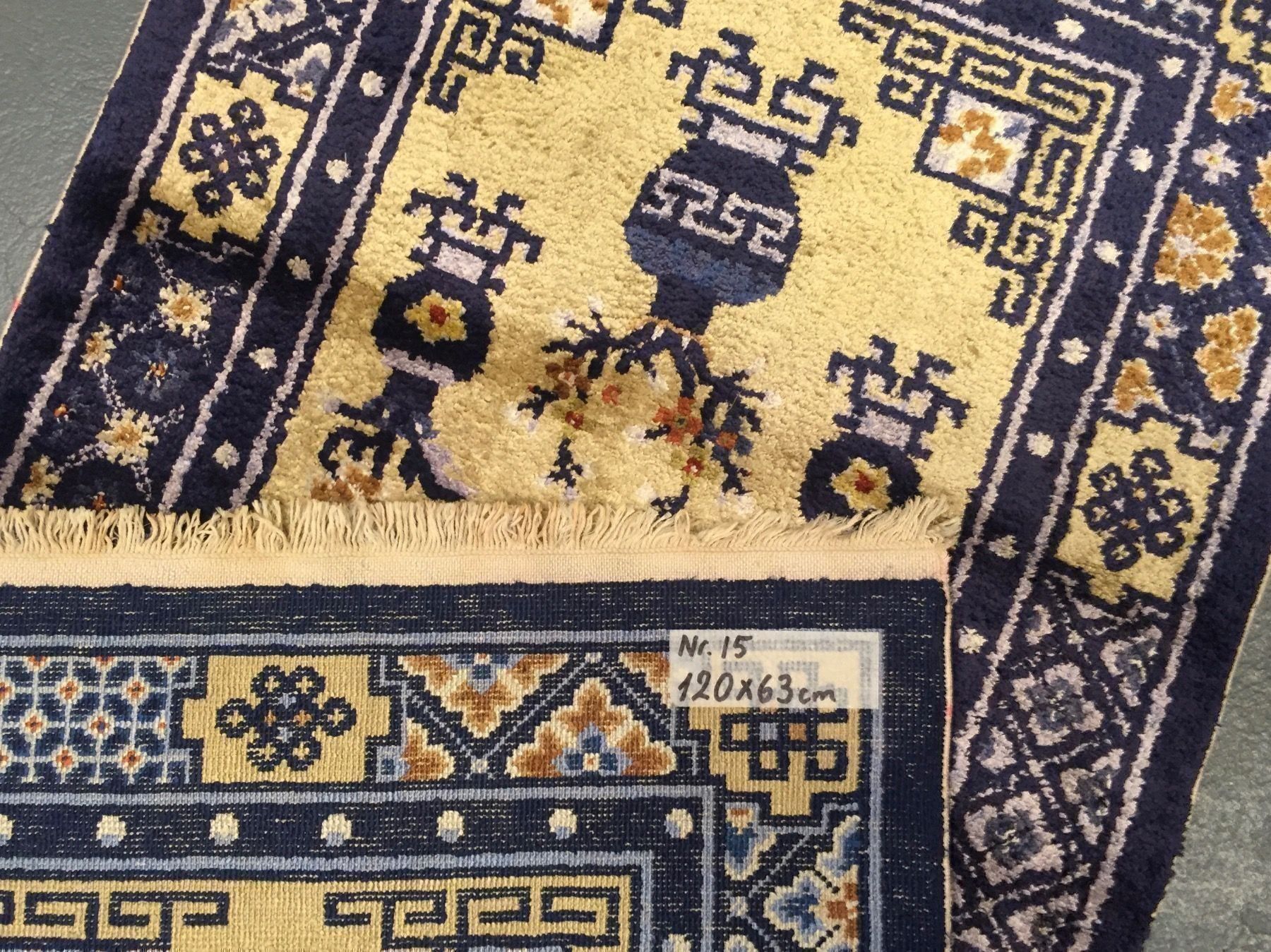 Tappeti: China Antik Seiden Teppich120x63cm – Usato da Zürich venduto da Artnuvo 4