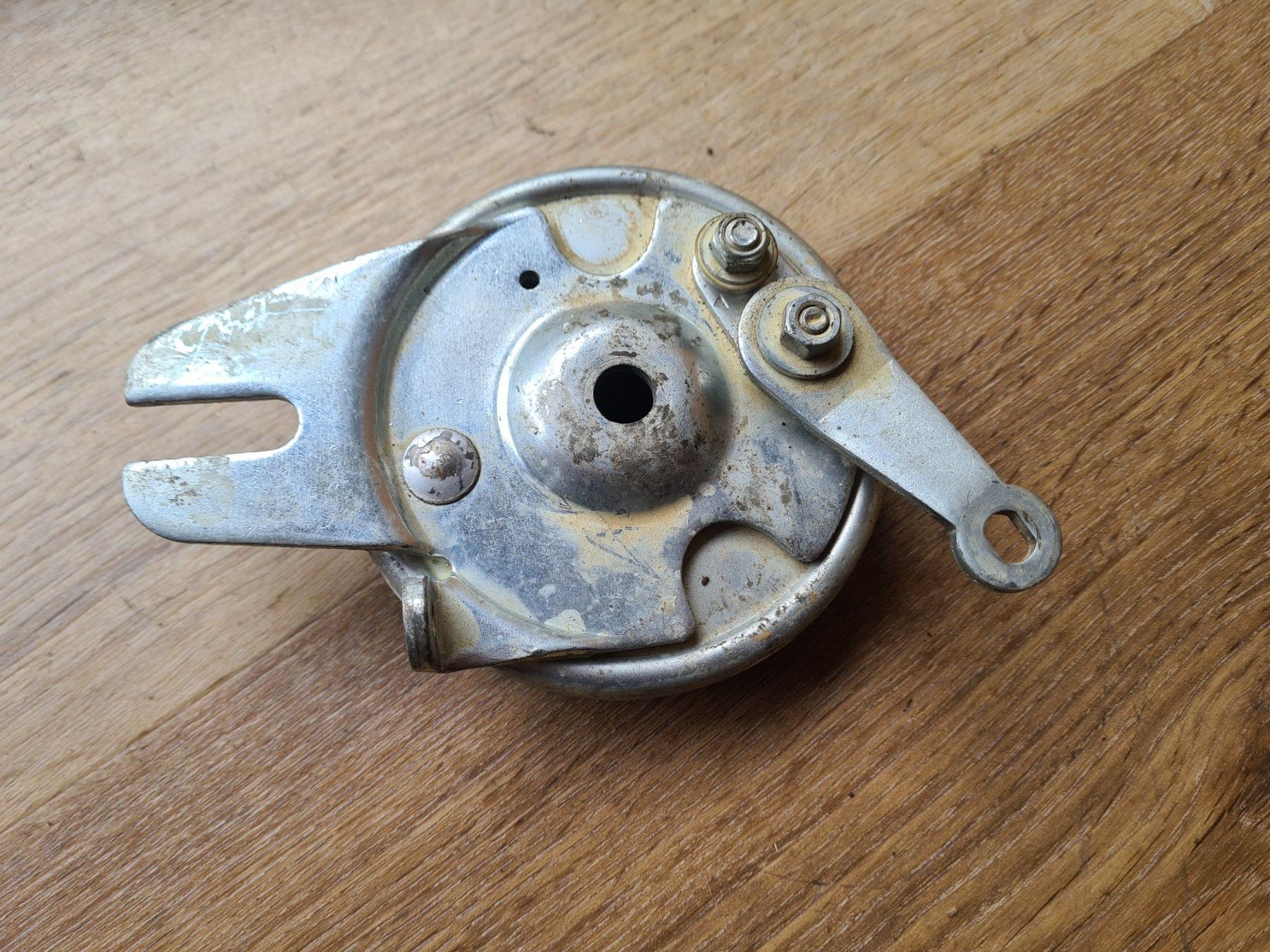 Sachs Ciclomotori: Bremsanker komplett 90 mm – Usato da frümsen venduto da Sailem