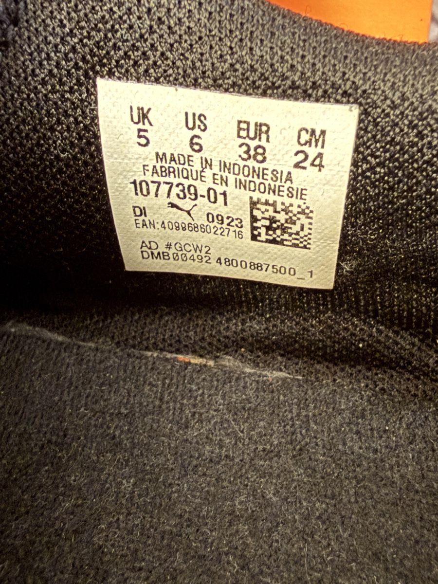 Puma Scarpe per ragazzi: Puma Hallenschuhe Gr. 38  – Usato da Liebefeld venduto da im23ph 3