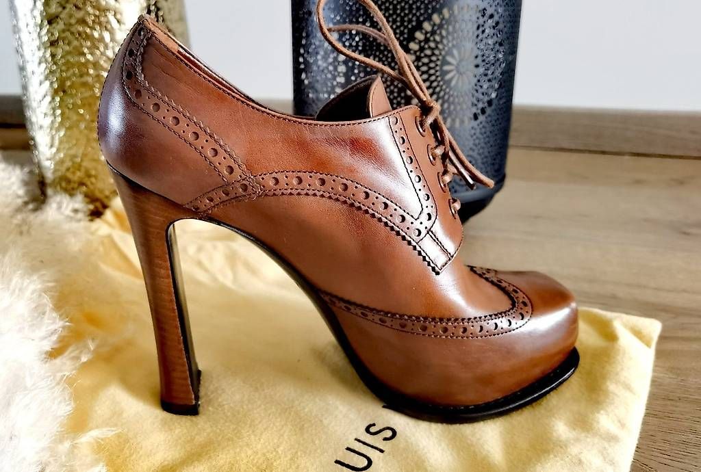 Damenschuhe: Louis Vuitton Pumps: On Time Lace-up Pump Fall-Winter 2012 – Gebraucht aus Hirzel von Margarita_HandMade 2