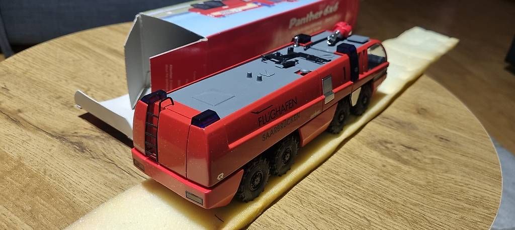 Modellini d'auto: Feuerwehr Panther Rosenbauer – Usato da Landquart venduto da Predi91 3
