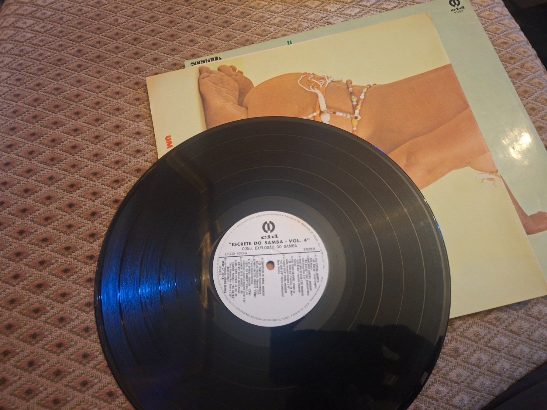 Dischi in vinile: Escrete do Samba Vol. 4 – Usato da Bernex venduto da Wannabehasbeen01 3