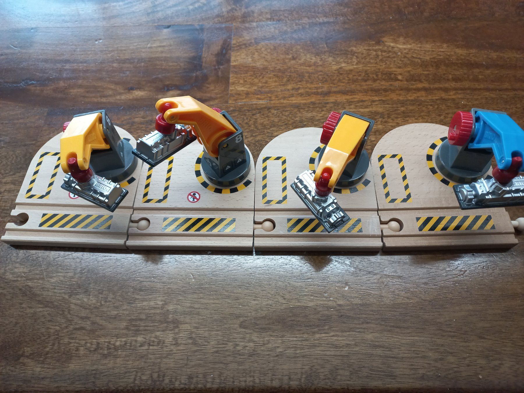 Brio Spielzeuge: Riesiges BRIO Set, viel Zubehör – Gebraucht aus Lachen SZ von jimmygoal13 8