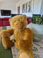 original Emmy-Künstler-Bär mit Brummstimme